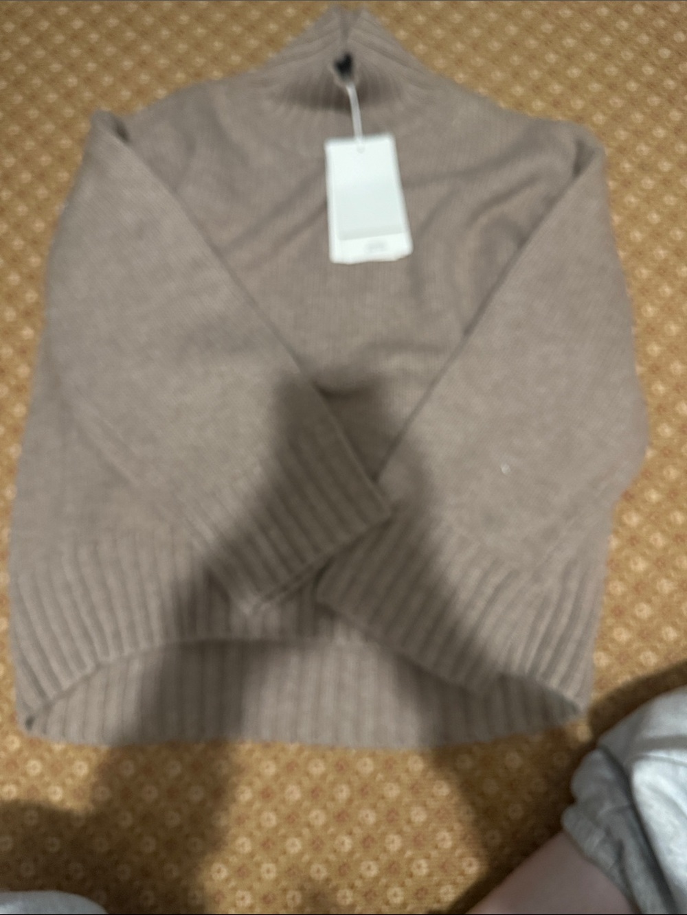 COS NWT Chunky 100% Pure Cashmere Funnel Neck Sweater in Undyed Cream/Tan - Picture 9 of 10